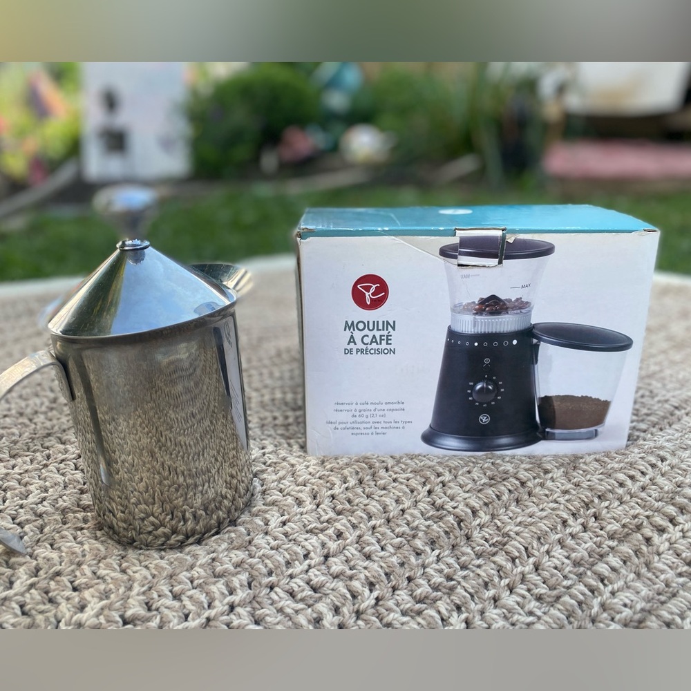 President's Choice Precision Burr Grinder & Stainless Milk Frother Set